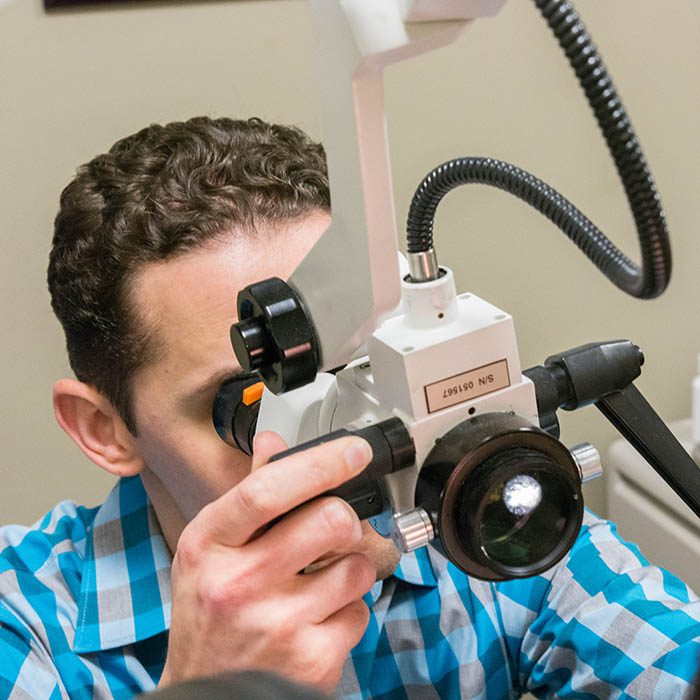 A male patient during tinnitus therapy at Allison Audiology